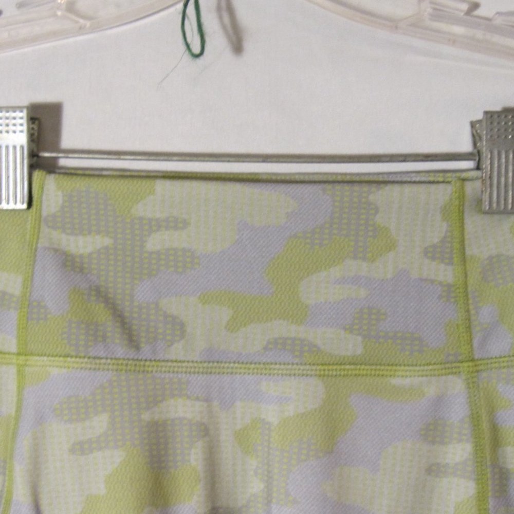 Nwt Fabletics High Waisted Motion 365 7/8 Camo Le… - image 3